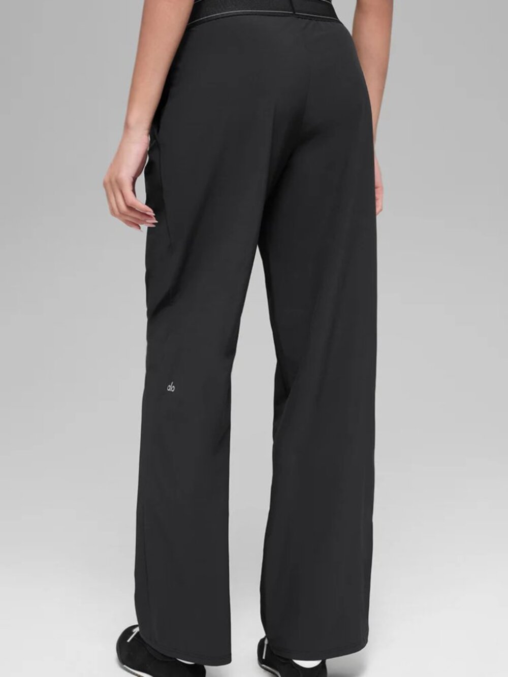 NWT Alo Yoga Black Wide Leg Pants XXS/XS Classic🏃🏻Athleisure Staple Regular⛺ - Picture 8 of 8